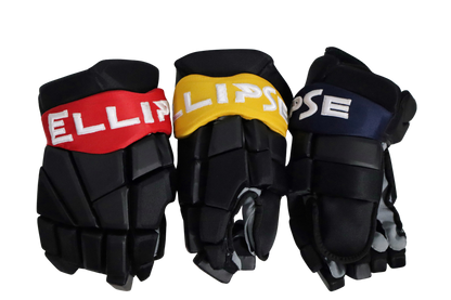 Trois gants de hockey Ellipse Sport noir avec détails rouge, jaune et bleu offrant protection et confort.